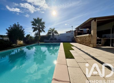 /international/fr/villeveyrac-languedoc-roussillon-310107235216/
