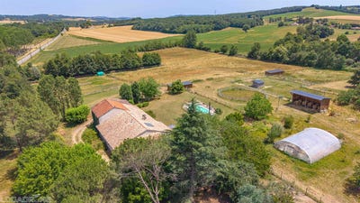 /international/fr/grateloup-saint-gayrand-aquitaine-310109848186/