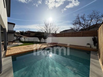 /international/fr/lansargues-languedoc-roussillon-310106579908/