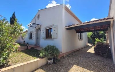 /international/fr/saint-chinian-languedoc-roussillon-310108216693/