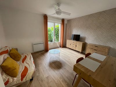 /international/fr/nimes-languedoc-roussillon-310107358695/