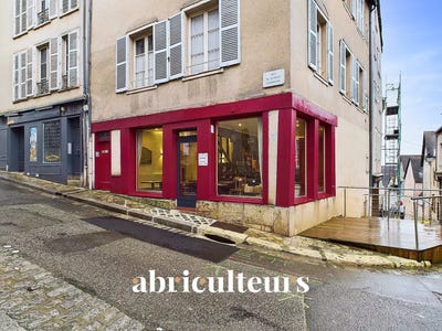 /international/fr/15-rue-de-la-porte-cendreuse-chartres-centre-val-de-loire-310098971496/