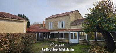 /international/fr/ste-radegonde-des-noyers-pays-de-la-loire-120097554615/?lang=zh-tw