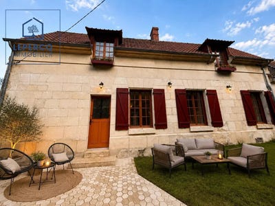 /international/fr/pierrefonds-picardie-310105245215/?lang=th