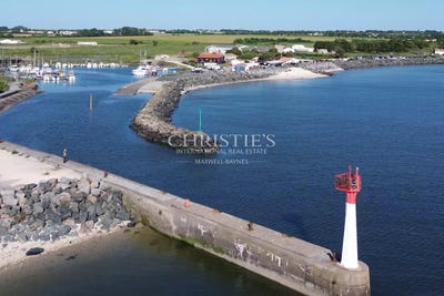 /international/fr/l-houmeau-charente-310099713269/