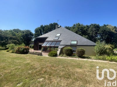 /international/fr/le-mene-brittany-310098316402/