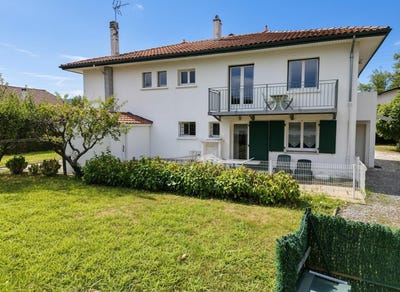 /international/fr/cambo-les-bains-aquitaine-310110227093/