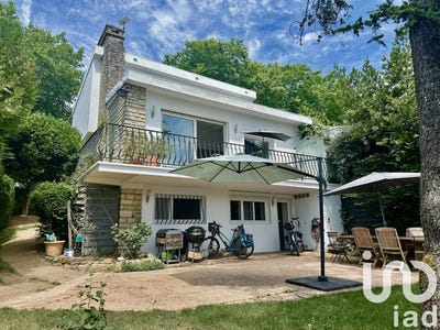 /international/fr/le-plessis-robinson-ile-de-france-310100538679/?lang=zh-cn