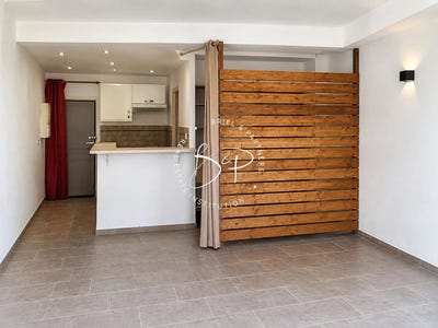/international/fr/flayosc-provence-alpes-cote-d-azur-310109971553/