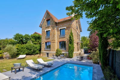 /international/fr/saint-cloud-ile-de-france-310109221461/?lang=de