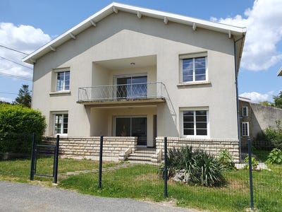 /international/fr/saintes-charente-310098445103/