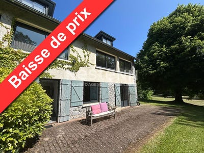 /international/fr/saint-exupery-les-roches-limousin-310108526419/