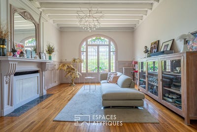 /international/fr/tours-centre-val-de-loire-310108602510/