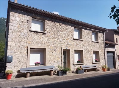/international/fr/axat-languedoc-roussillon-310108554895/