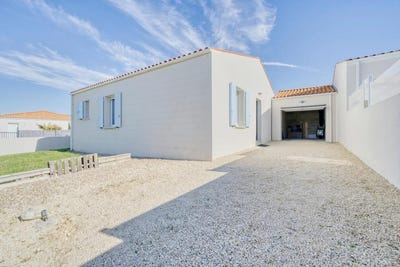 /international/fr/saint-nazaire-sur-charente-charente-310107969228/