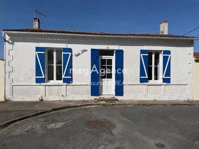 /international/fr/le-chateau-d-oleron-charente-310108217329/