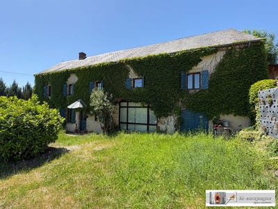 /international/fr/saint-hilaire-auvergne-310106998576/
