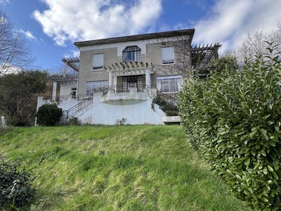 /international/fr/blois-centre-val-de-loire-310101134199/?lang=en
