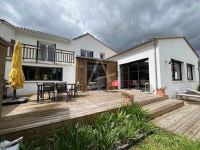/international/fr/angouleme-charente-310108291594/