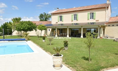 /international/fr/cordes-sur-ciel-midi-pyrenees-310108464983/