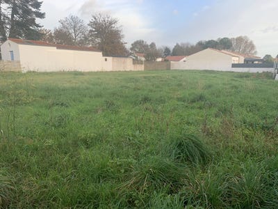/international/fr/soullans-pays-de-la-loire-120088323707/