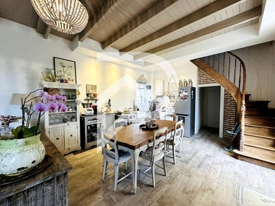 /international/fr/lamonzie-saint-martin-aquitaine-310098527067/?lang=en