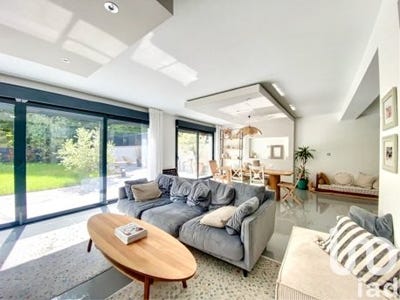 /international/fr/marly-le-roi-ile-de-france-310106410110/