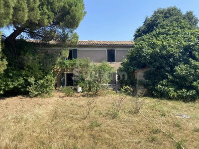 /international/fr/pont-saint-esprit-languedoc-roussillon-310100914629/