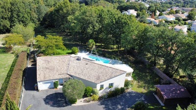 /international/fr/talmont-saint-hilaire-pays-de-la-loire-310108101490/