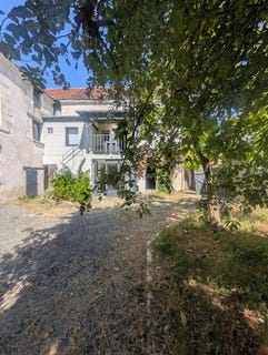 /international/fr/chinon-centre-val-de-loire-310101032097/?lang=it