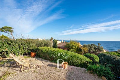 /international/fr/ramatuelle-provence-alpes-cote-d-azur-310100608380/
