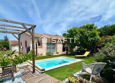 /international/fr/saint-maximin-la-sainte-baume-provence-alpes-cote-d-azur-310101386453/?lang=en