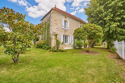 /international/fr/pellegrue-aquitaine-310107648895/
