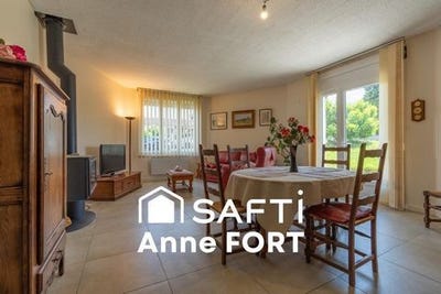 /international/fr/laroque-timbaut-aquitaine-310099632421/