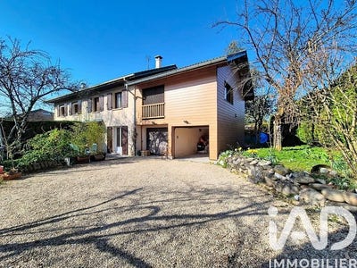 /international/fr/saint-pierre-en-faucigny-rhone-310105013191/