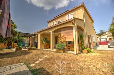 /international/fr/reynes-languedoc-roussillon-310109562371/