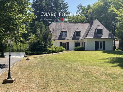 /international/fr/lamorlaye-picardie-310100087273/