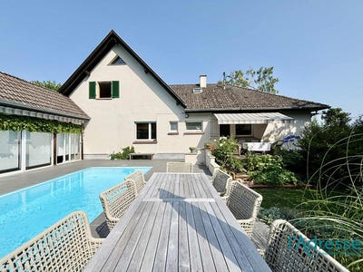 /international/fr/husseren-les-chateaux-alsace-310104464747/