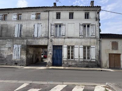 /international/fr/jarnac-charente-310119974994/