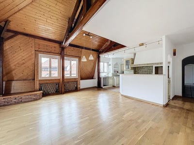 /international/fr/evian-les-bains-rhone-310096699774/