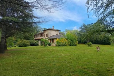 /international/fr/puycalvel-midi-pyrenees-310107559809/?lang=pt