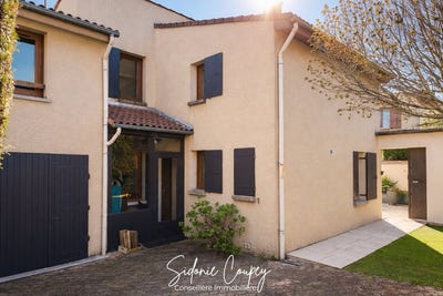 /international/fr/saint-jean-de-muzols-rhone-310107235274/
