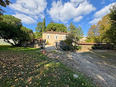 /international/fr/prayssac-midi-pyrenees-310104476328/