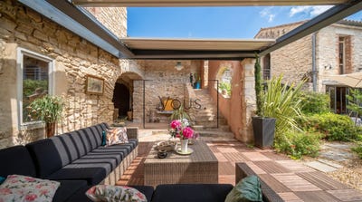 /international/fr/vezenobres-languedoc-roussillon-310108318111/