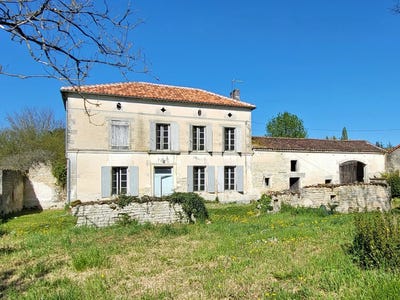 /international/fr/courbillac-charente-310108105383/