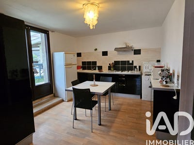 /international/fr/secondigny-charente-310104004005/?lang=it