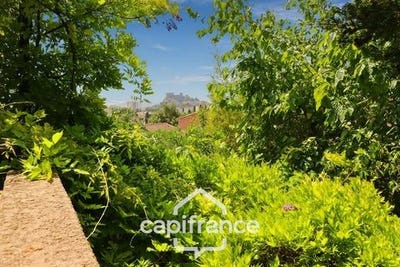 /international/fr/la-garde-provence-alpes-cote-d-azur-310100281806/