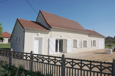 /international/fr/paray-le-monial-burgundy-310107920813/