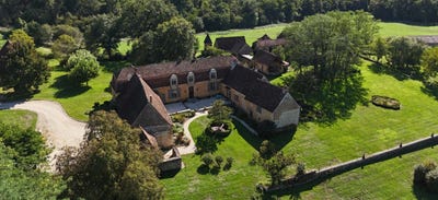 /international/fr/excideuil-aquitaine-310109941131/