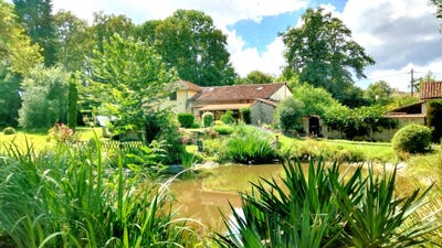 /international/fr/roumazieres-loubert-charente-310107709034/